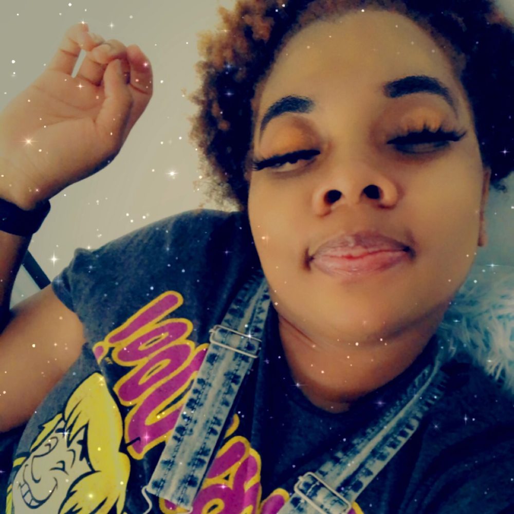 Meet your Posher, Iesha